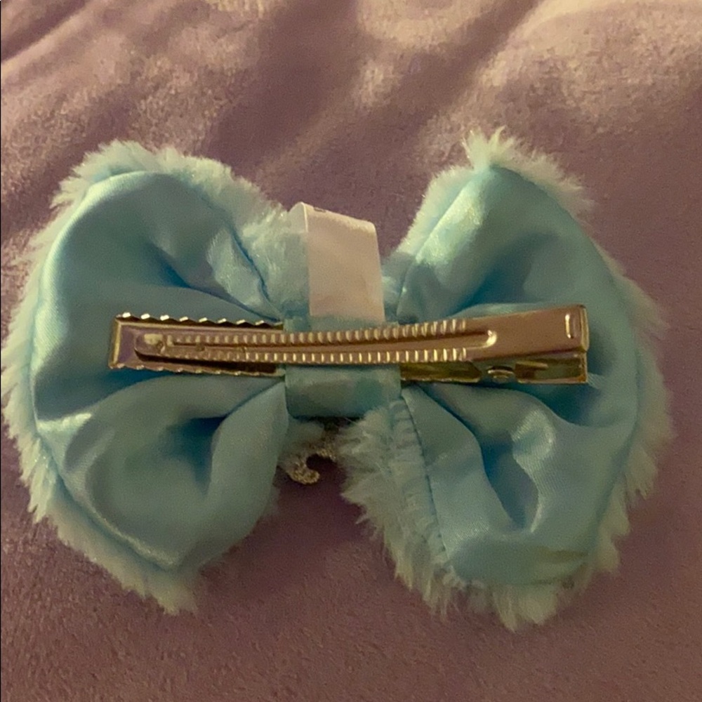 Cute bow - Picture 2 of 2